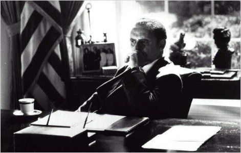 Imagem 2 do filme Nixon