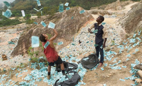 Imagem 5 do filme Trash: A Esperança Vem do Lixo