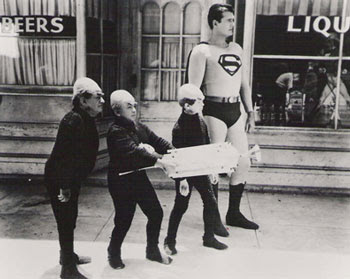 Imagem 4 do filme Superman and the Mole Men