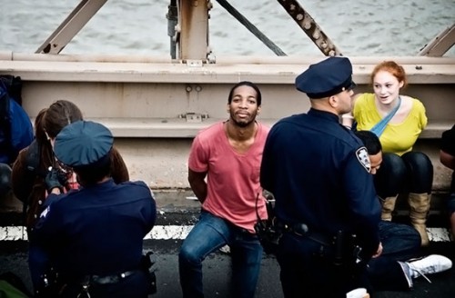 Imagem 4 do filme 99% - O Filme Colaborativo do Occupy Wall Street