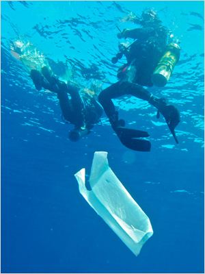 Imagem 1 do filme Oceanos de Plástico