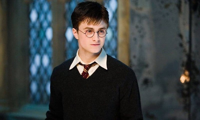 Daniel Radcliffe rebate J.K. Rowling: "mulheres transgêneros são mulheres" 
