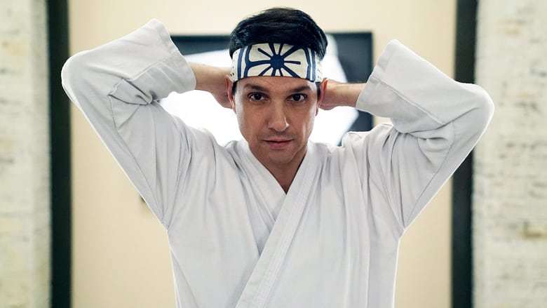 Cobra Kai ganha vídeo inédito pela Netflix sobre o legado de Karate Kid 