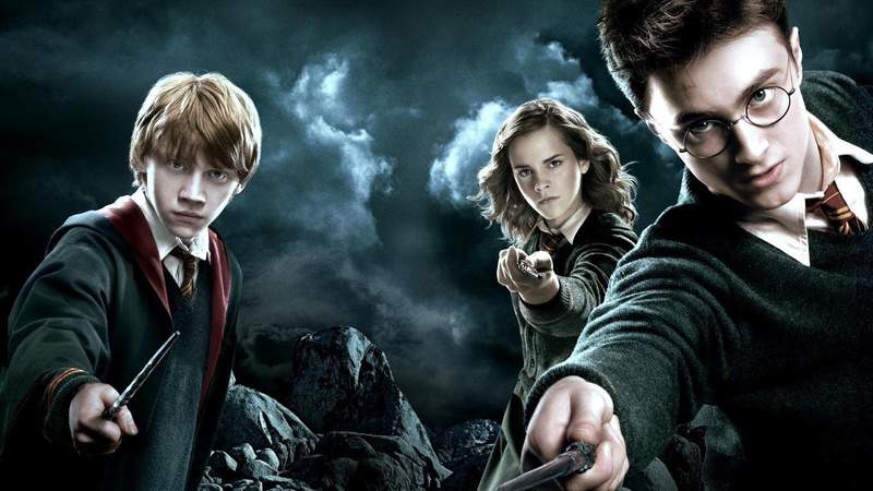 Elenco original de Harry Potter está negociando participação em novos filmes