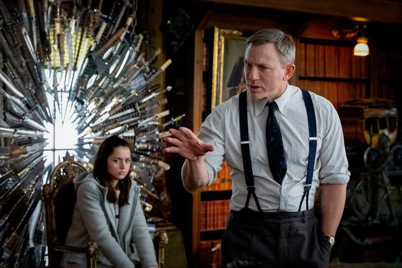 Daniel Craig não aprovou nova capa do bluray de Entre Facas e Segredos
