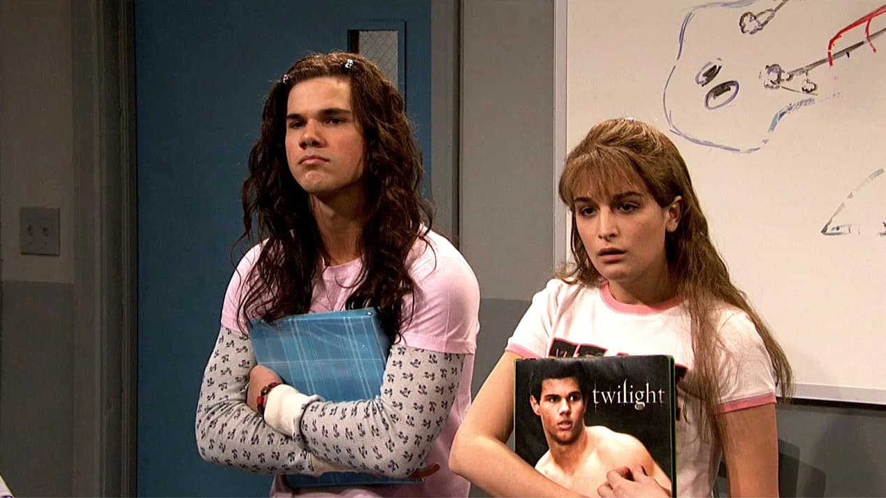 Team Edward: Relembre participação de Taylor Lautner no Saturday Night Live