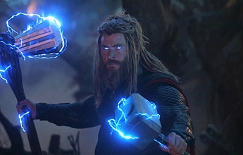 Thor: Amor e Trovão será super exagerado, revela diretor Taika Waititi
