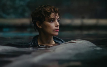 Sob as Águas do Sena: Netflix divulga trailer de seu novo suspense com tubarões