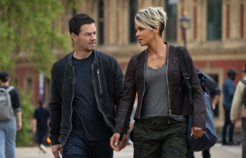 A Liga: confira bastidores do filme com Mark Wahlberg e Halle Berry