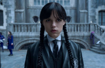 Wandinha: Netflix divulga imagem com a família Addams completa