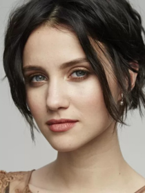 Julia Goldani Telles
