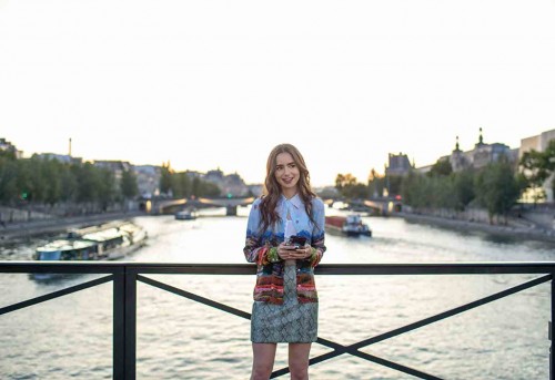 Imagem 5
                    da
                    série
                    Emily em Paris