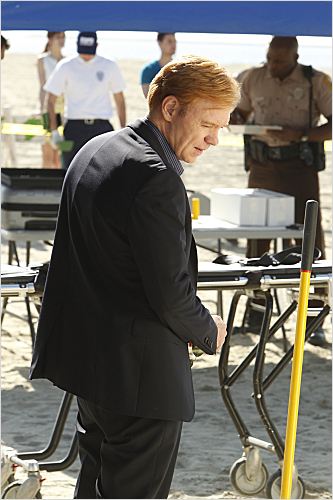 Imagem 3
                    da
                    série
                    CSI: Miami