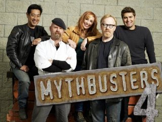 Imagem 1
                    da
                    série
                    MythBusters