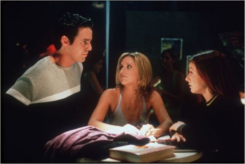 Imagem 3
                    da
                    série
                    Buffy, a Caça-Vampiros