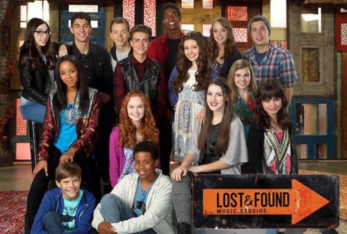Imagem 1
                    da
                    série
                    Lost & Found Music Studios